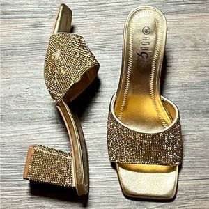 Homecoming, prom, date night gold shoes